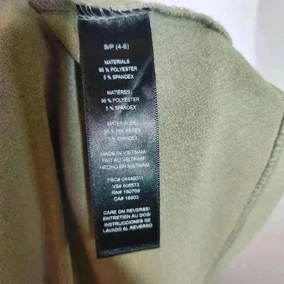 Studio 1886 women's sage green blouse size small - Picture 7 of 7